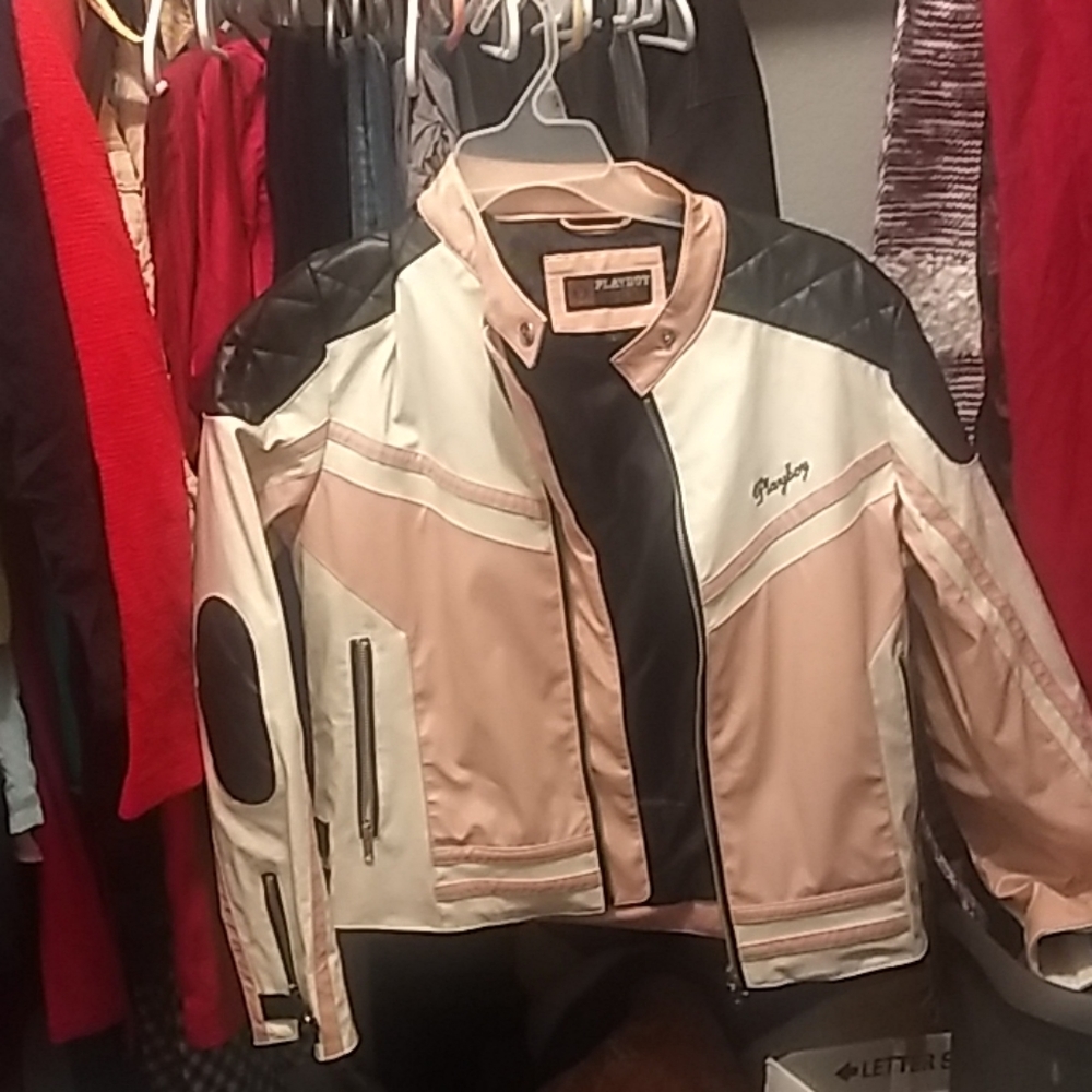 Leather jacket if interested make offer
